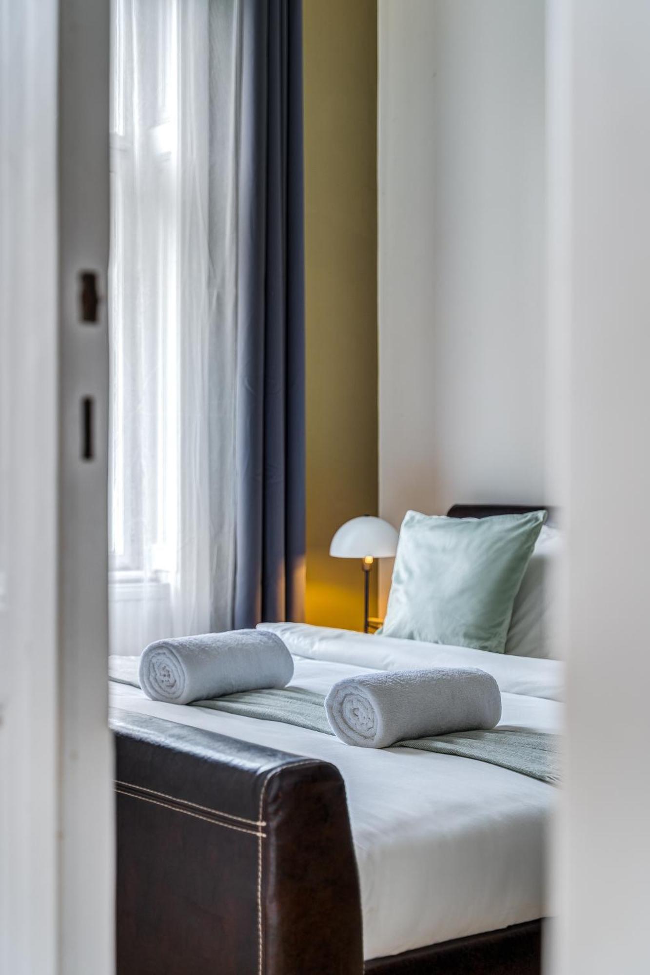 Jokai Hideaway Apartment Budapest Exterior photo